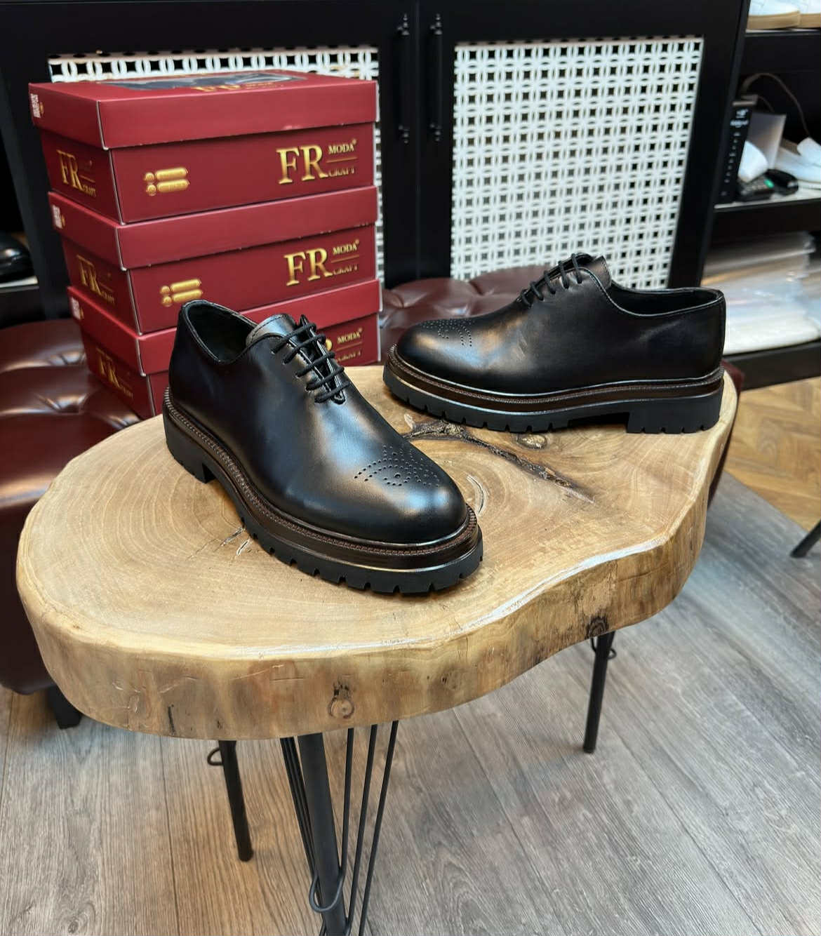 FR Moda Black Soft Leather