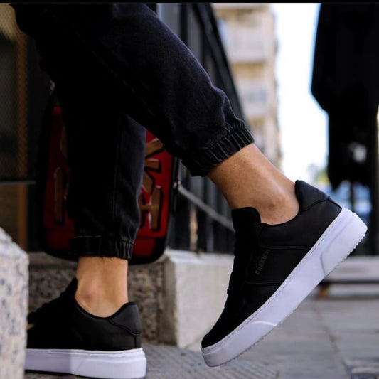 Black casual Chekich with white sole