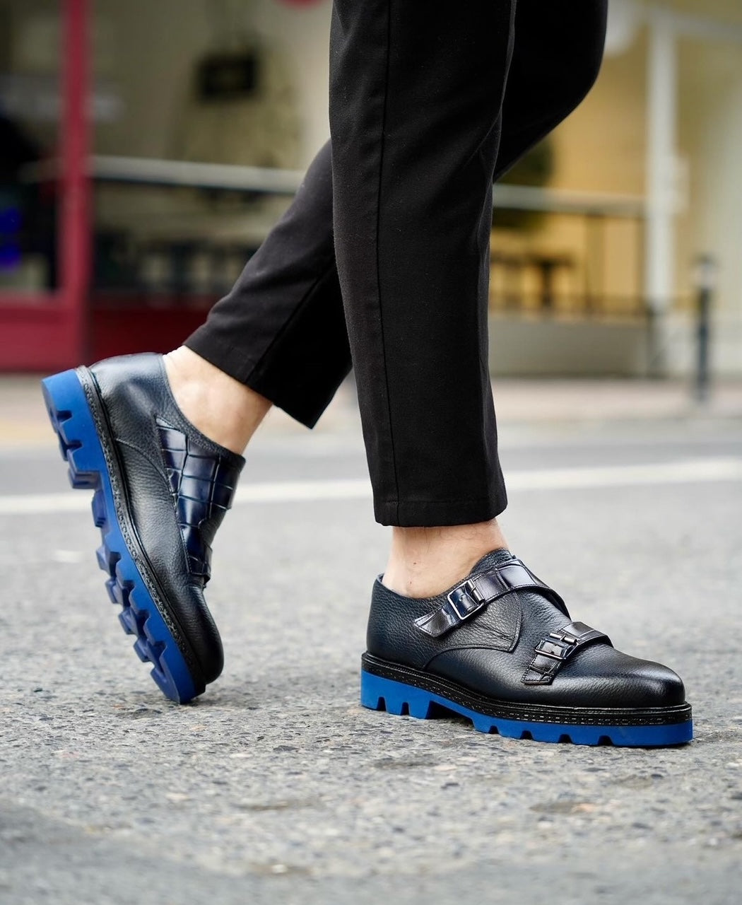 Navy genuine leather magnus classic with blue sole