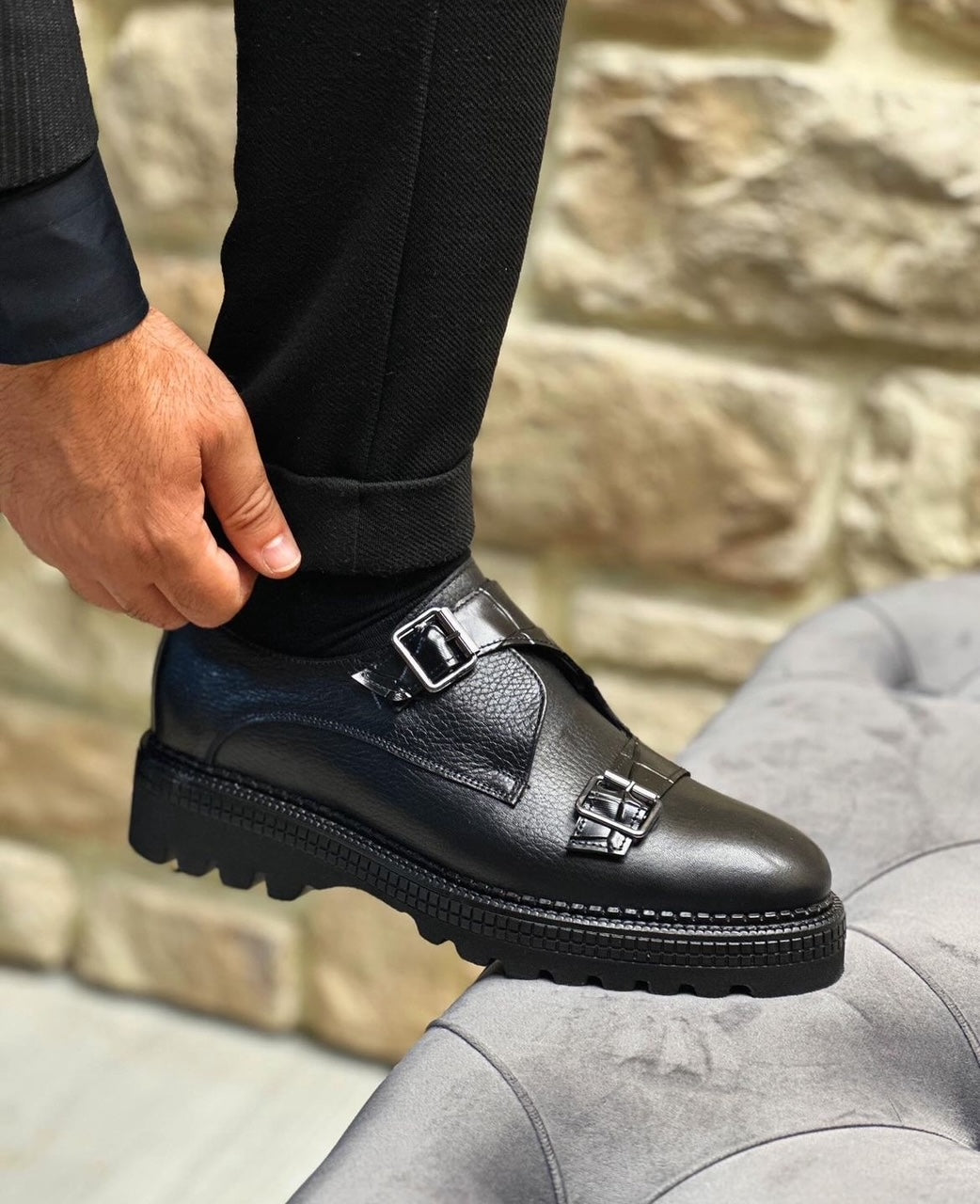 Black genuine leather brongues 012 with clips