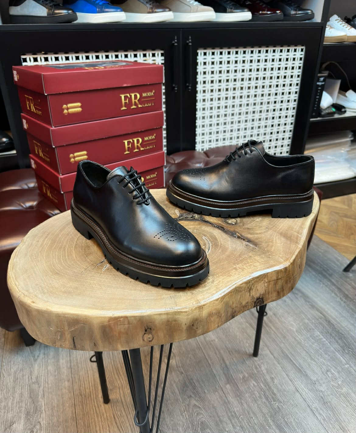 FR Moda Black Soft Leather