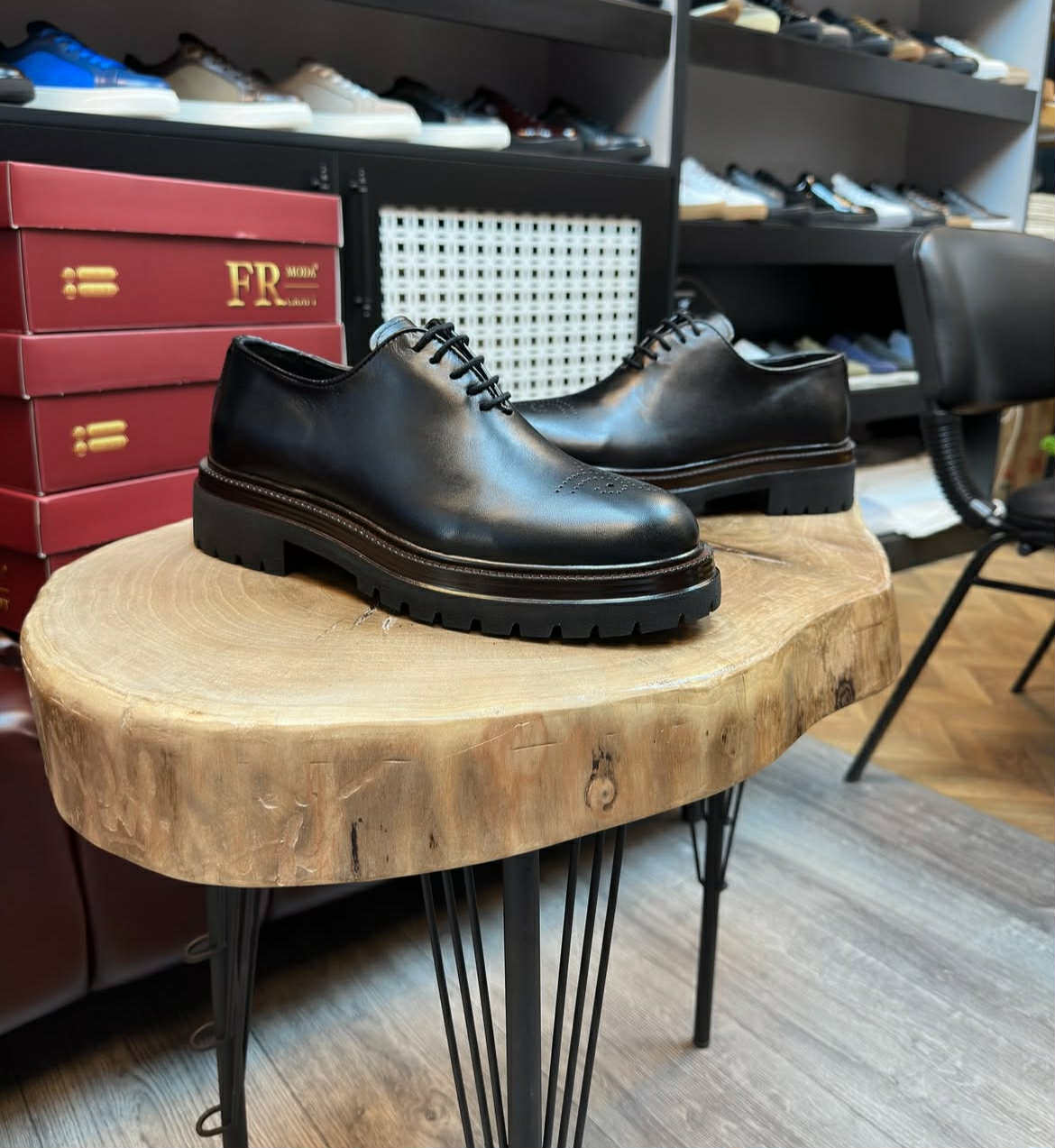 FR Moda Black Soft Leather