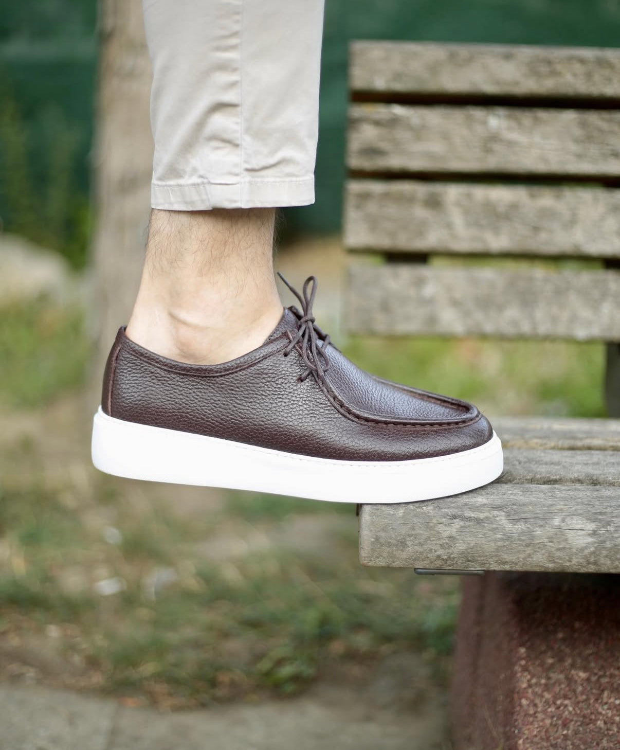 Brown Alvin loafer with laces